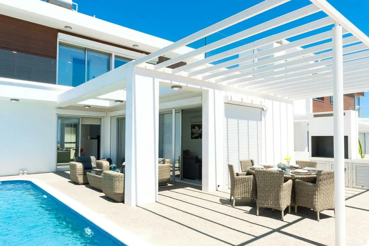 Villa Rubi Αγία Νάπα